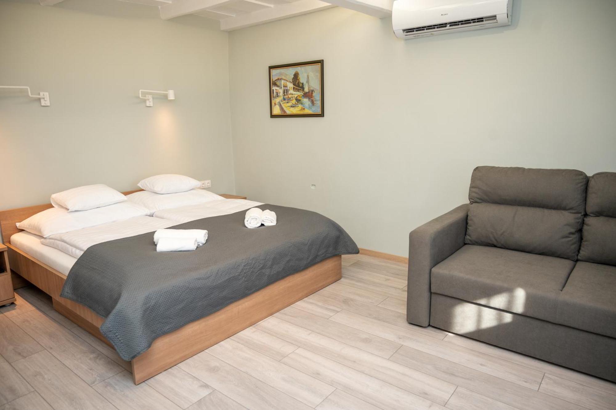 Tuenderkert Apartman Gyula Kültér fotó