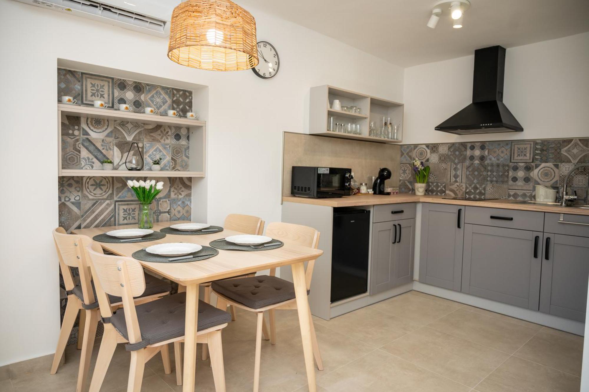 Tuenderkert Apartman Gyula Kültér fotó